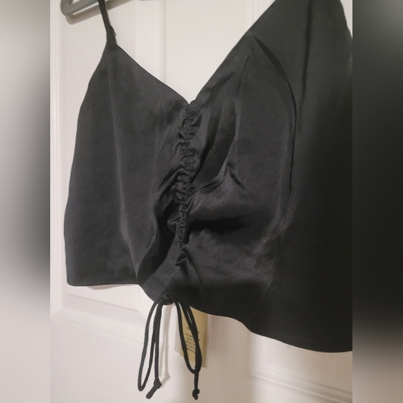 Vero Satin Tank Top - Picture 2 of 7